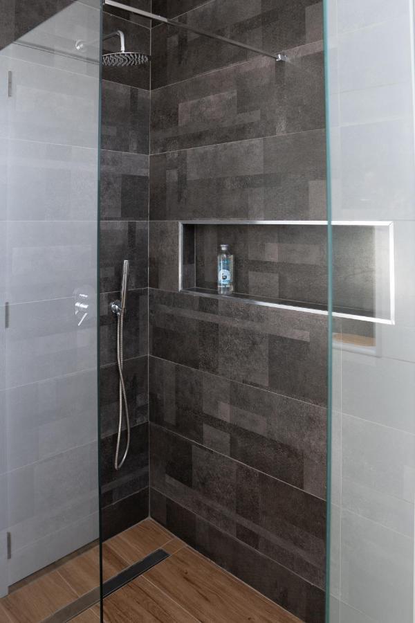 3 Bdr Aprt, Best Seaview, Rooftop Pool - Lcgr 프라이아 외부 사진